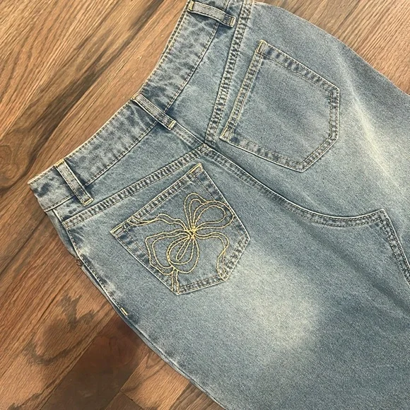 NWT Loveshack Fancy Risia Skirt. Montauk Blue, Size 24 - Picture 8 of 11